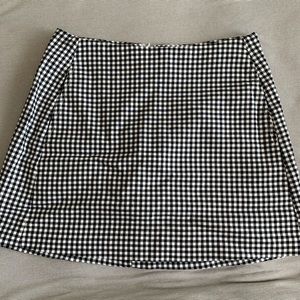urban outfitters gingham mini skirt